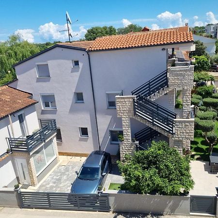 מדולין Apartment Denis מראה חיצוני תמונה