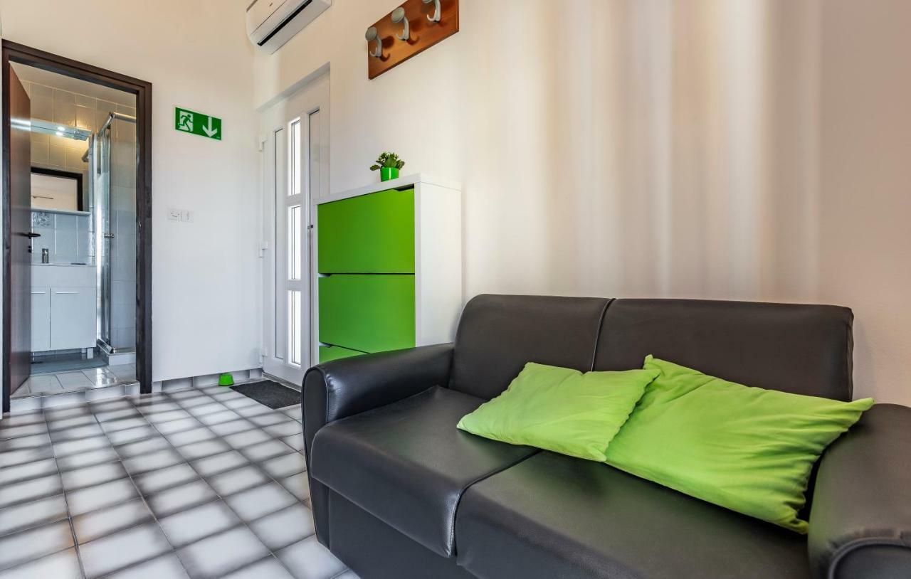 מדולין Apartment Denis מראה חיצוני תמונה
